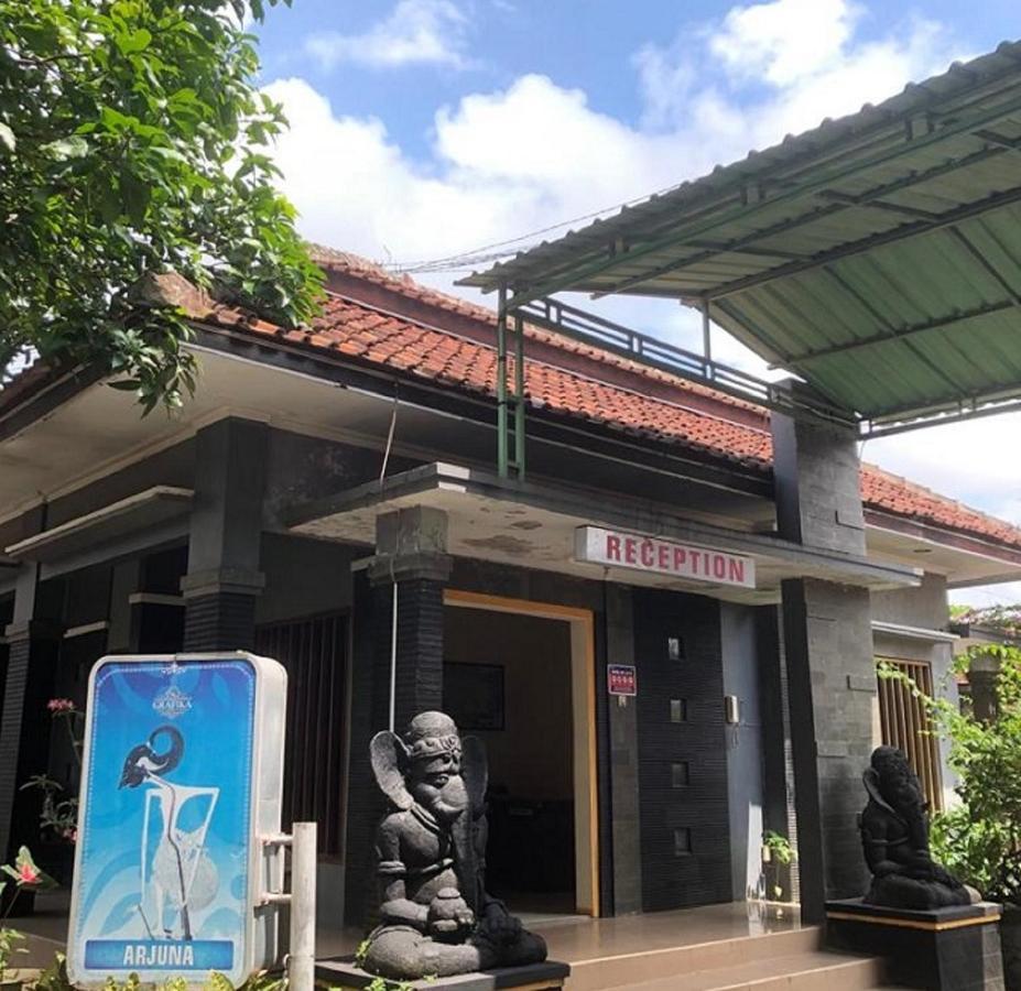 Grafika Hotel Dan Resto Gombong  Exterior photo